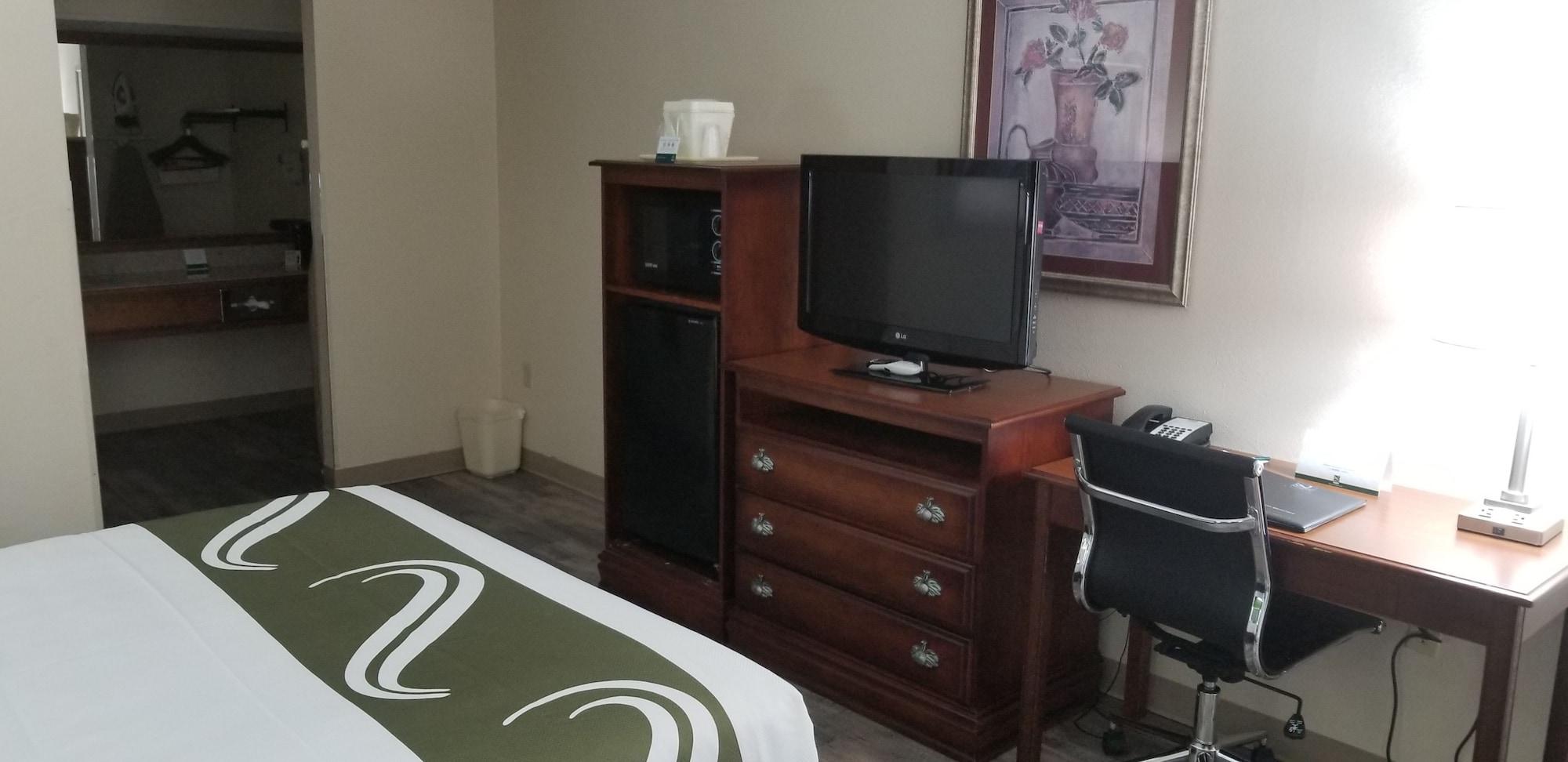 Quality Inn Pelham I-65 Exit 246 Exteriér fotografie
