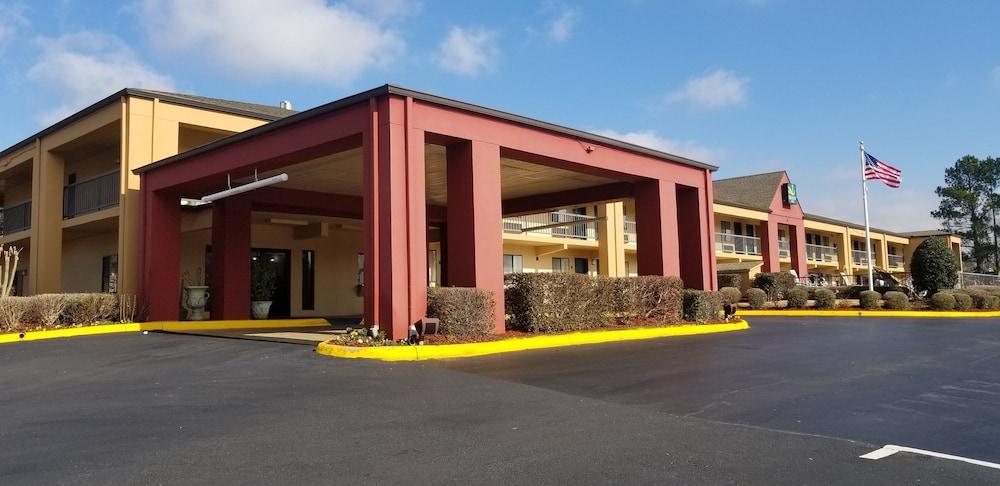 Quality Inn Pelham I-65 Exit 246 Exteriér fotografie